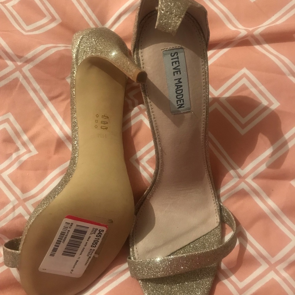 Steven Madden Sandals